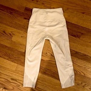 Lululemon White Cropped Legging